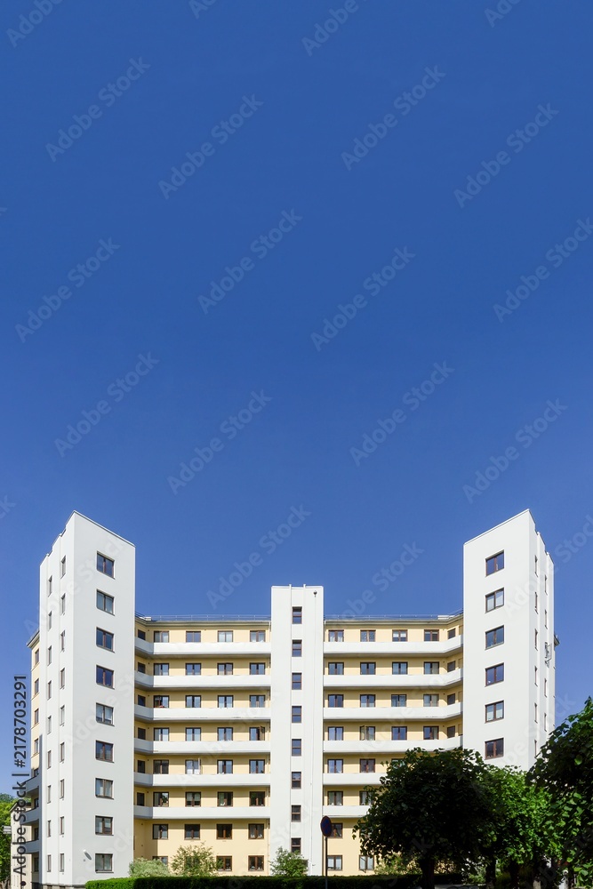 Fototapeta premium Oslo functionalism building showcasing 1930s Funkis architecture