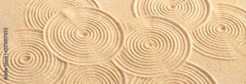 Sand circles