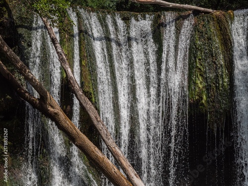 Obraz na plátně La Cascade Blanche de Sainte-Eulalie-en-Royans