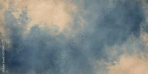Foto Atmospheric Cumulus Formation A close-up, textured view of ethereal cumulus clouds, blending shades of muted ochre and deep cerulean, creates a dreamlike, abstract atmosphere