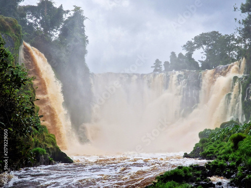 Chutes Kongou, also called the Koungou Falls, a massive cataract about 3.2 kilometres wide and up to 56 metres tall, located in Ivindo National Park in eastern Gabon