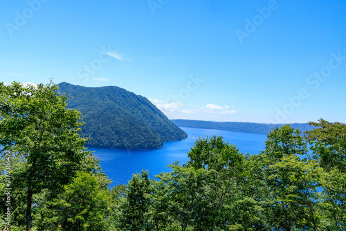 Cuadro en lienzo 夏の北海道の裏摩周展望台から望む摩周湖