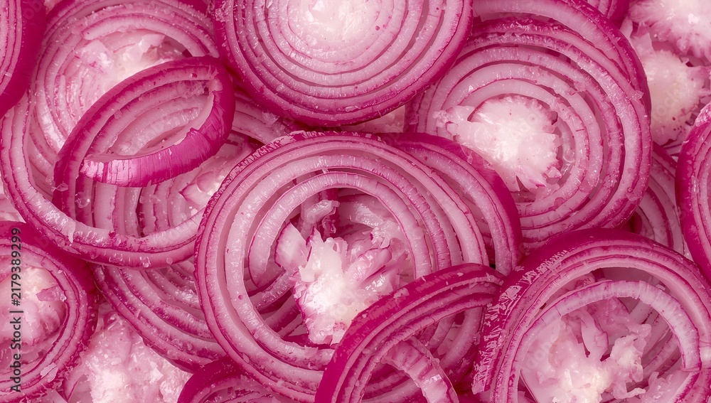Fototapeta premium red onion slices