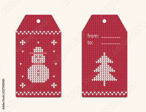 Red Knitted Sweater Pattern Christmas Gift Tags Set with Tree Design and From To Label Illustration
