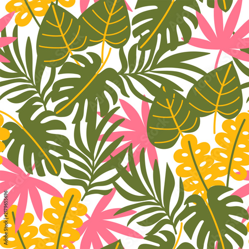 Seamless pattern with tropical leaves. Green leaf plants. Jungle nature background, endless design. Abstract botanical fabric, wallpaper, textile, wrapping. Flat vector illustration.