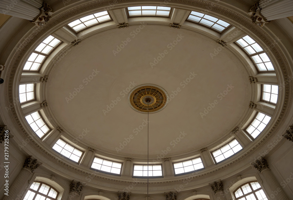 Obraz premium Architecture and heritage preservation, ornate rotunda ceiling with circular dome and natural light windows in historic building interior