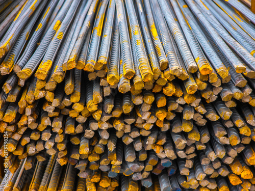 Bild auf Leinwand Close-Up of Yellow-Marked Rebar Steel Bars