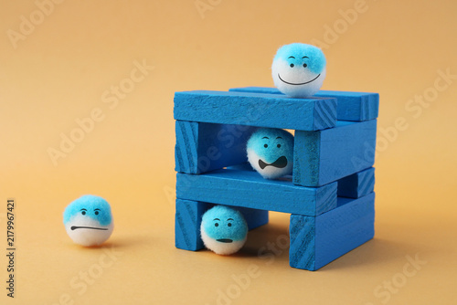 Fotografía Team conquers levels of blue wooden structure