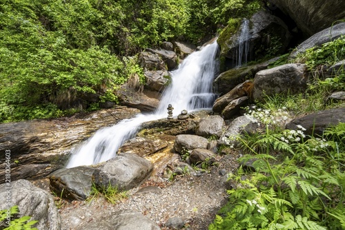 Waterfall and stone men, Mühldorfer Bach flows through the Barbarossa Gorge, long exposure, Mölltal, Mühldorf, Carinthia, Austria