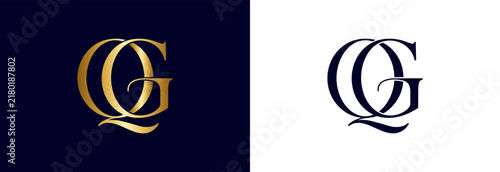 Bild auf Leinwand Minimalist entwined letters q and g luxury gold serif monogram logo for brand