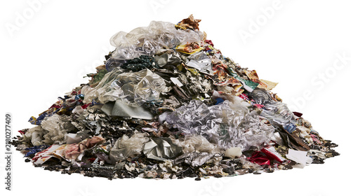 Foto Large pile of mixed household waste including plastic and paper, isolated on tra