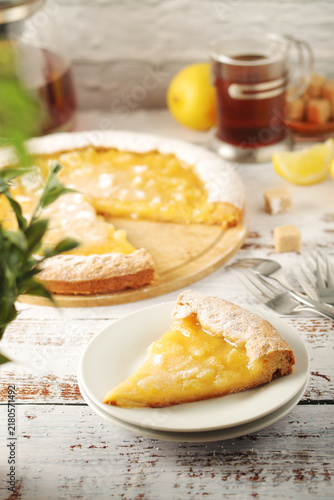 Konstfotografi A tart with lemon marmalade served on the table