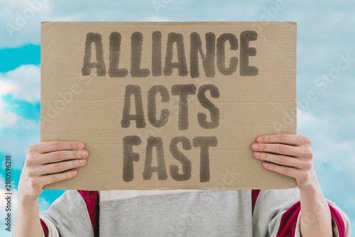 Canvastavla "Alliance acts fast" Leaders respond to reckless hostile actions