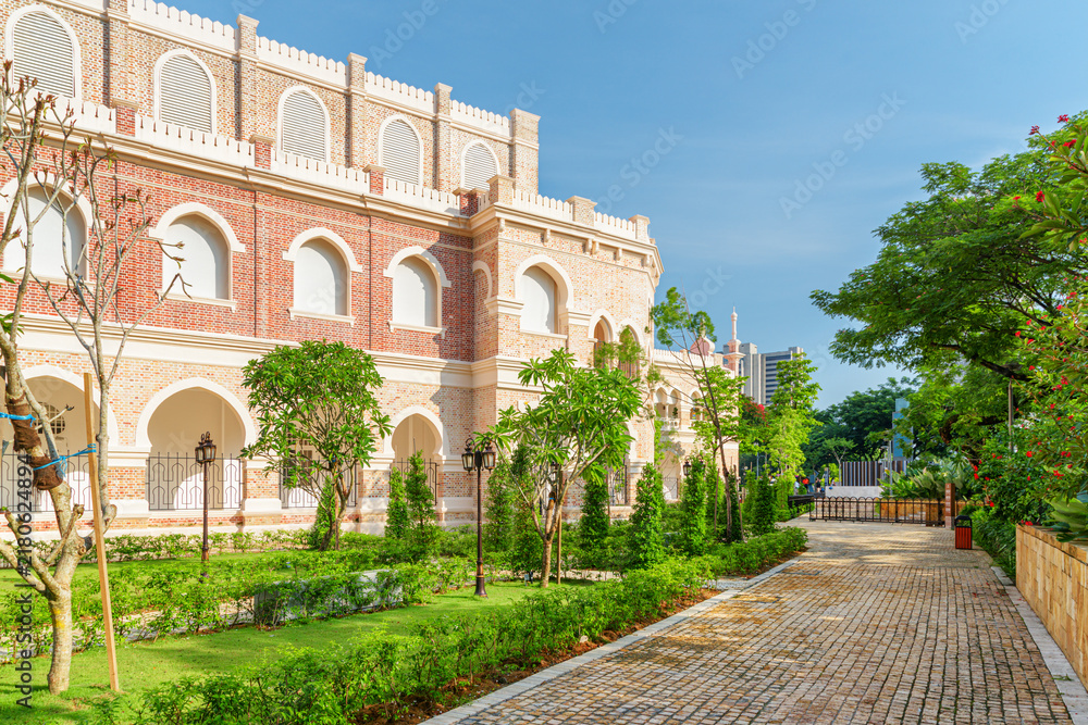 Obraz premium Courtyard of the Sultan Abdul Samad Building in Kuala Lumpur