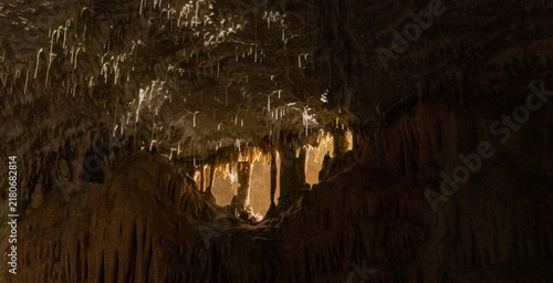 Konstfotografi The breathtaking interior of Postojna Cave, located in southwestern Slovenia