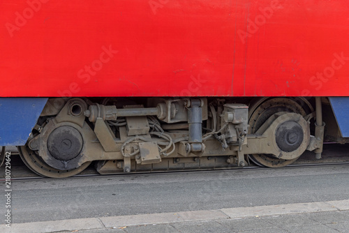 Фотография Old Red Tram Bogie Undercarriage Wheels Suspension System Assembly for Railway