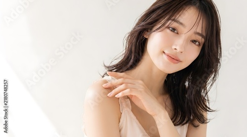 ナチュラルな美しい日本人女性の美容ポートレート