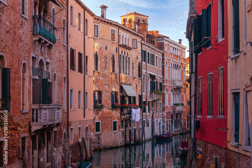 Obraz na płótnie Mitten in Venedig, Venezien, Italien, Europa