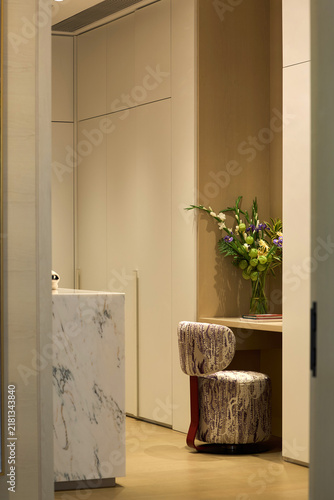 Quadro su tela chair in a cloakroom