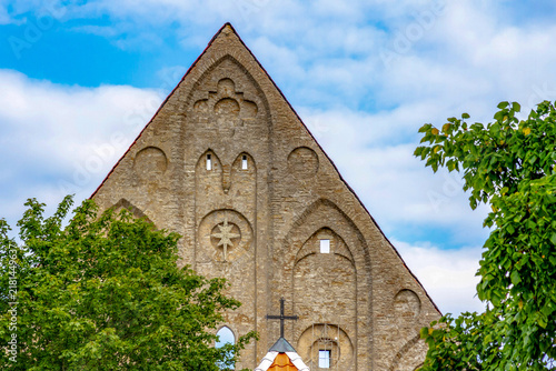 Bild auf Leinwand Magnificent gothic facade of St Bridget's convent ruins in Tallinn