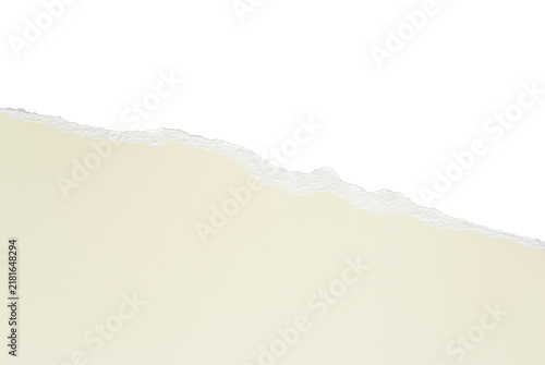 Cartón rasgado de color crema