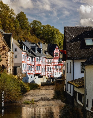 A photograph of the small Eifel village of Monreal, featuring very old and romantic half-timbered houses.
