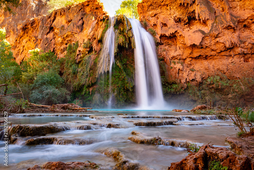 Obraz na plátně Havasu Falls Waterfall in the Grand Canyon, Havasupai Indian Reservation, Arizon