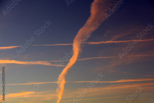 Cuadro en lienzo un ciel tumultueux