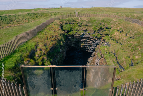 Fotografía Poll na Seantinne blowhole at Downpatrick Head, County Mayo, Ireland - 4 September 2026