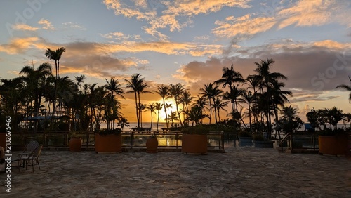 Cuadro en lienzo sunset at the beach