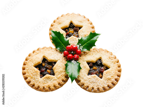 Konstfotografi Delicious festive mince pies featuring star shaped pastry cutouts and fresh holl