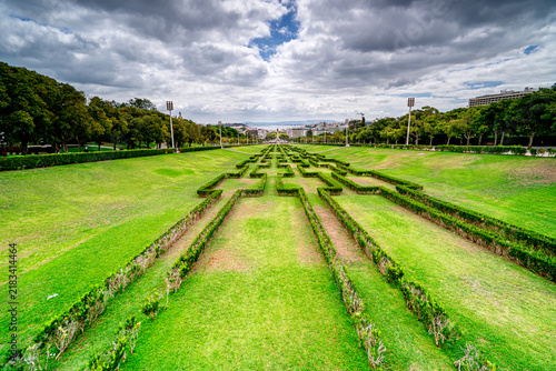 Фотография Green urban park, Eduardo VII Park, Lisbon, Portugal