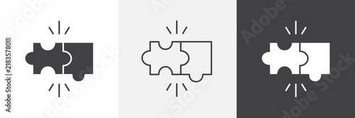 Bild auf Leinwand Compatibility icon flat outline in black