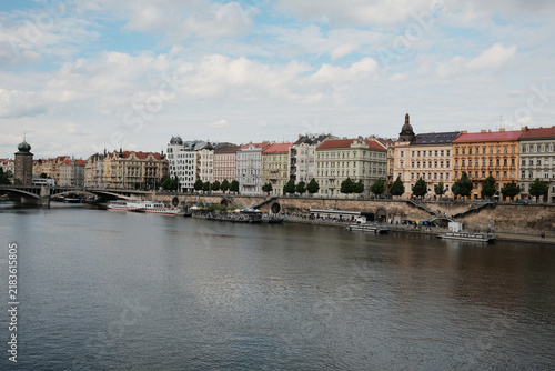 Cuadro en lienzo Prague, Czech Republic; May 17, 2026: View along the Vltava River looking toward