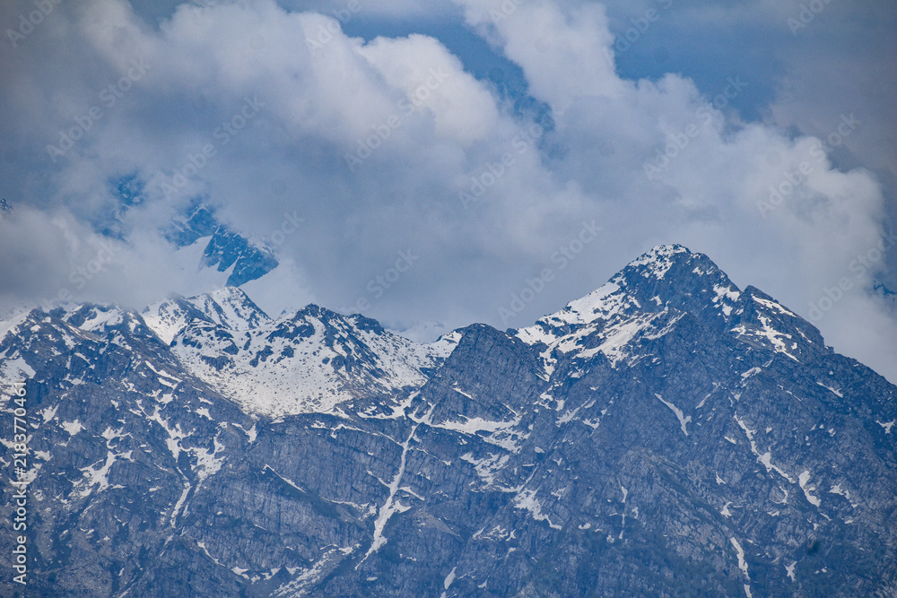 Fototapeta premium snow covered mountains