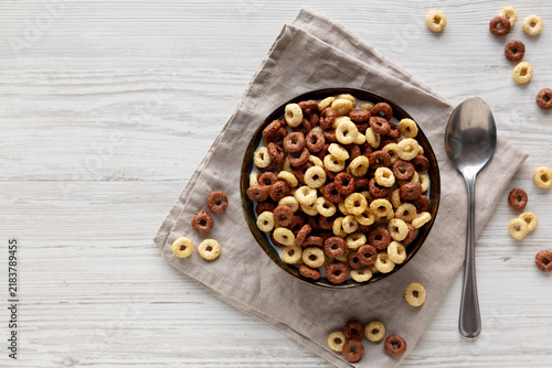 Фотография Healthy Breakfast Cereal with Whole Milk in a Bowl, top view