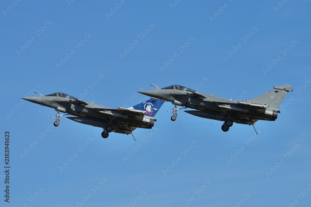 Fototapeta premium 2 Rafale Marine à l'appontage