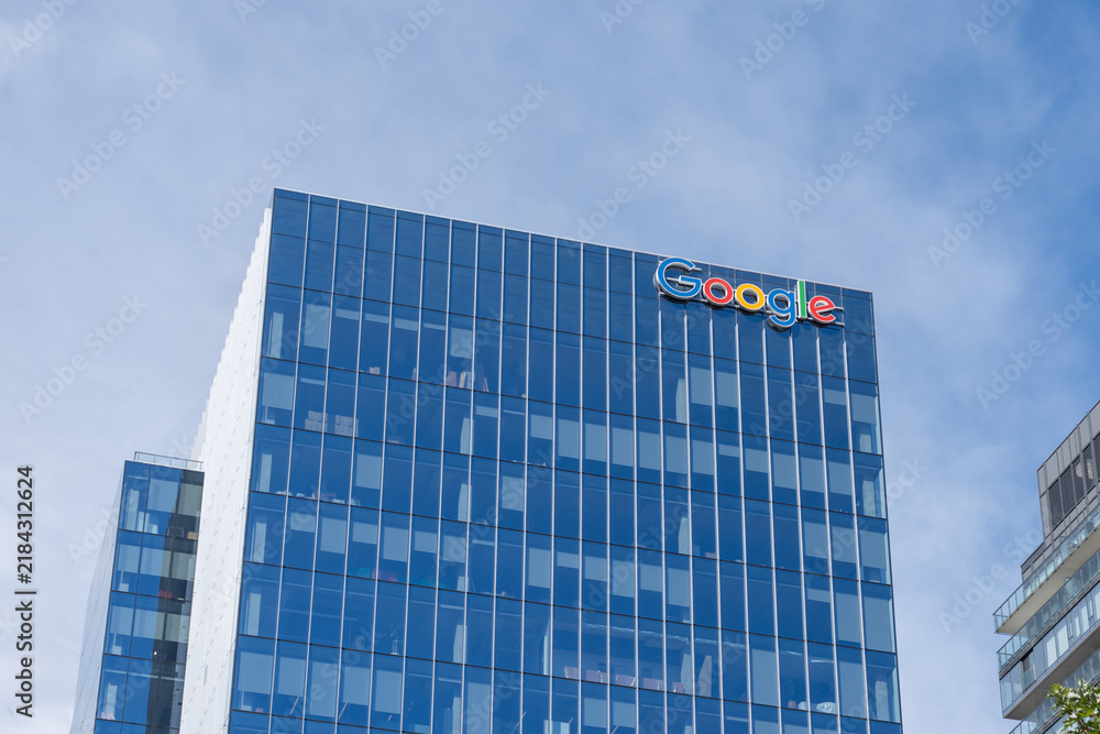 Obraz premium Toronto, ON, Canada - September 7, 2026: Google Canadian Headquarters building in Toronto, ON, Canada. 