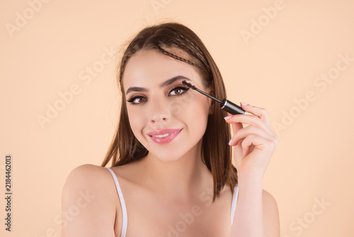 Fotografía Beautiful woman with perfect shape eyelashes