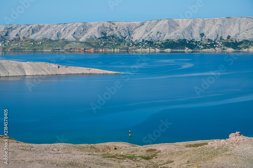 Fotografía Life on Mars hiking trail with views towards the Pag town, Croatia