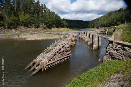 Фотография extreme dry on orlik dam on vltava river czechia