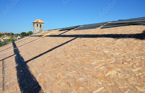 Asphalt shingles roof preparation with osb sheathing