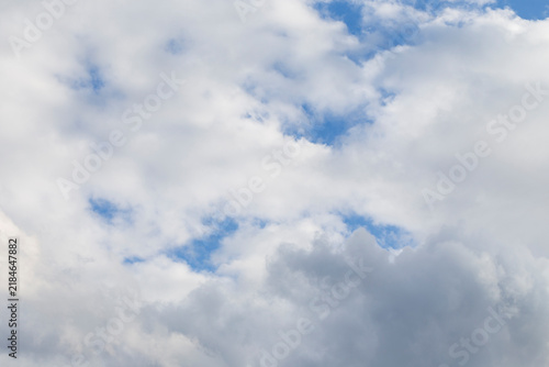 фотографія The cloudy blue summer Sky