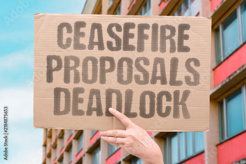 Fotografie "Ceasefire proposals deadlock" Peace initiatives face impasse