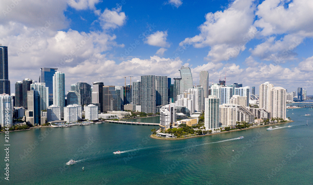 Obraz premium Miami skyline. Miami cityscape from drone. Miami downtown skyline.