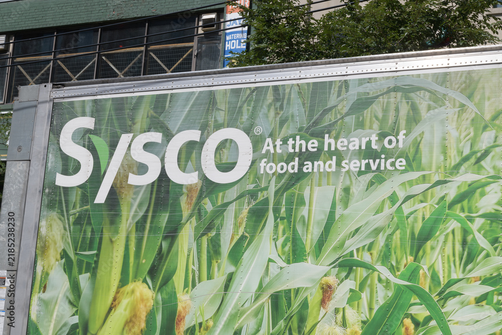 Obraz premium Sysco foodservice distributor truck in Toronto
