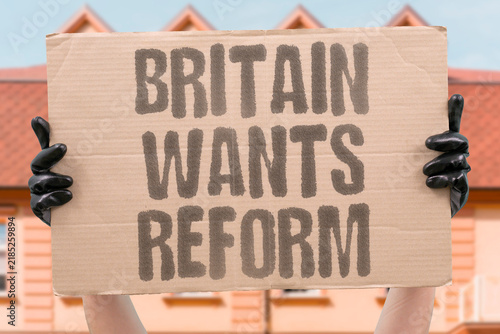 Bild auf Leinwand "Britain Wants Reform" UK population demands structural change to electoral and governance systems