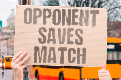 Fotografía "Opponent saves match" Player recovers from near defeat to win crucial game