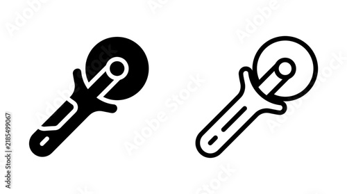 Foto Pizza cutter wheel icon set for kitchen tool and cooking utensils