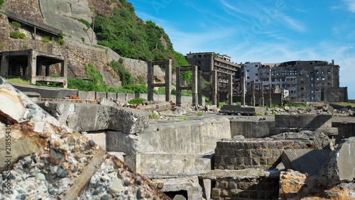 日本の近代化を支えた軍艦島（Gunkanjima, Hashima）